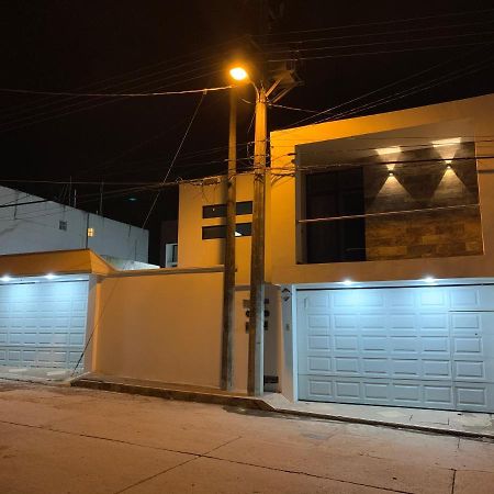 Lomas Suites 巴耶斯城 外观 照片
